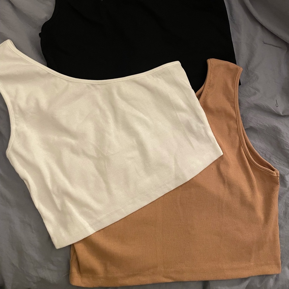 One shoulder crop top set (3)